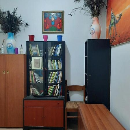 Nice And Quiet Accommodation In The City Center 米兰 外观 照片