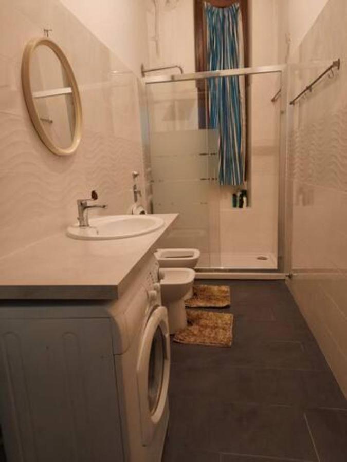 Nice And Quiet Accommodation In The City Center 米兰 外观 照片